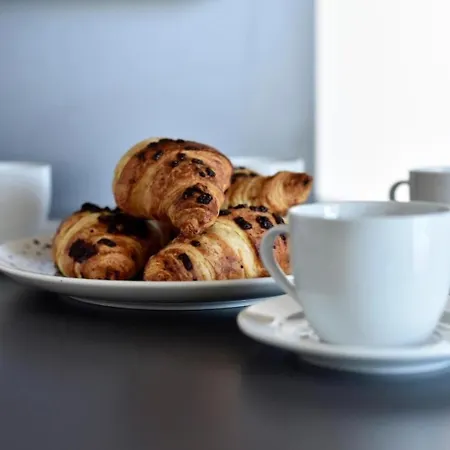 Appartement Fux Luxury Rooftop Terrace Jacuzzi & Bbq