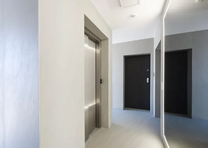 Fux Luxury Rooftop Terrace Jacuzzi & Bbq *