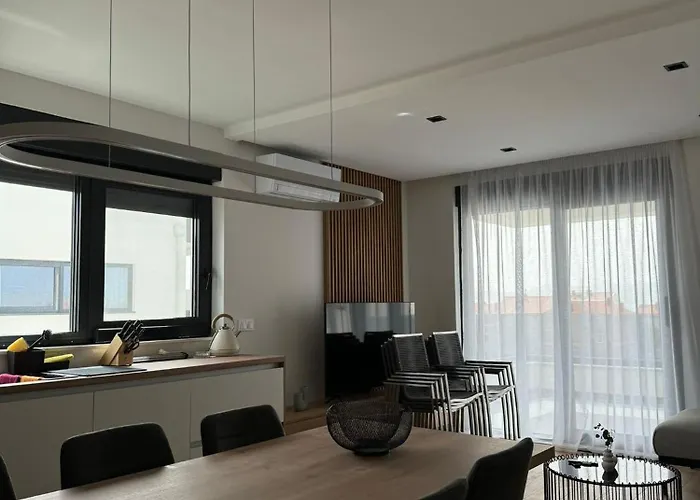 شقة Fux Luxury Rooftop Terrace Jacuzzi & Bbq *